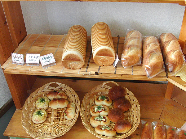 月のうさぎ 畑の中にポツンと佇む天然酵母のパン屋さん あれdo これdo 北海道